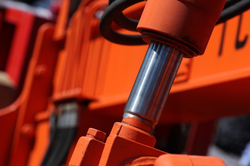 Our Top Safety Recommendations for Working with Hydraulic Cylinders